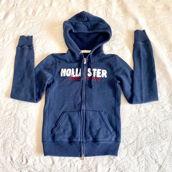 Like-New Hollister Navy Blue Hoodie - Picture 2 of 6